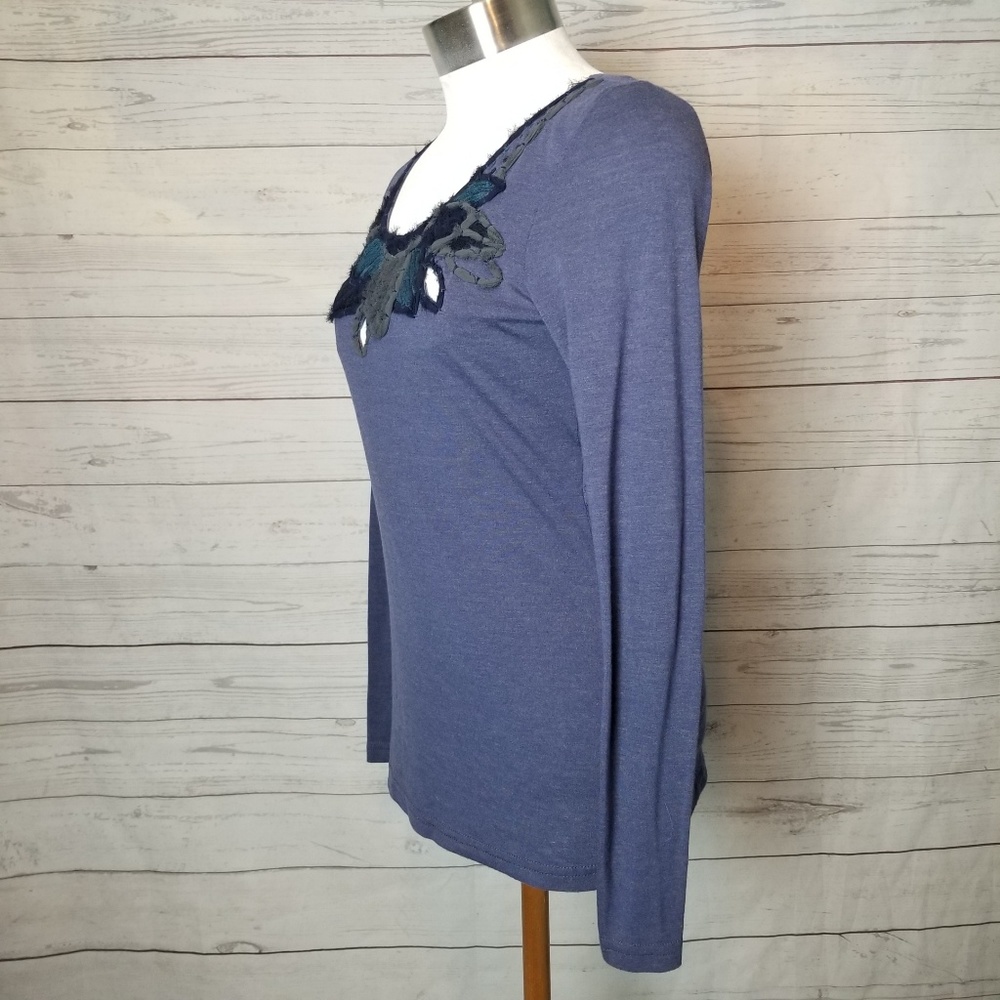 Lulumari Open Back Top - Picture 4 of 8